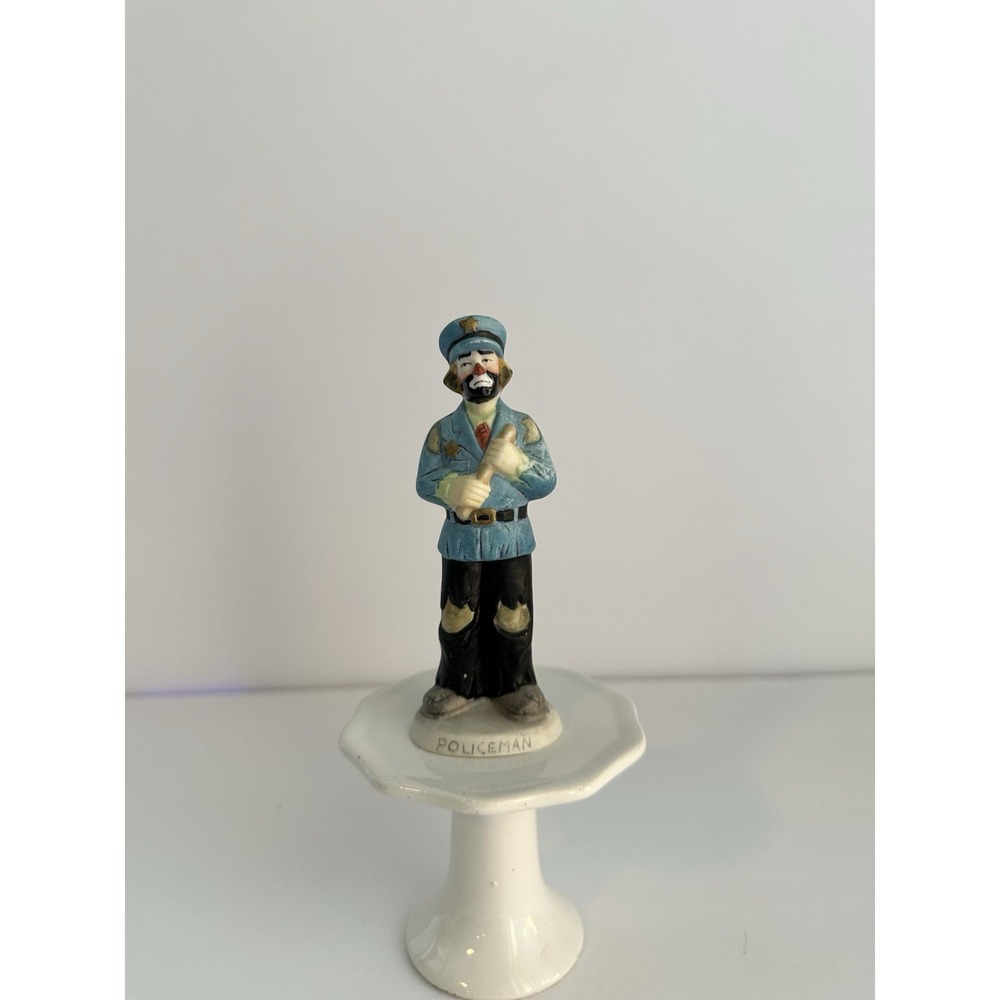 Emmett Kelly Jr Ceramic Clown Policeman Figurine Ornament By Flambro ~ 4 5/8"